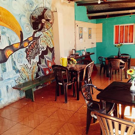 Hostel Loli Puerto Iguazú Extérieur photo