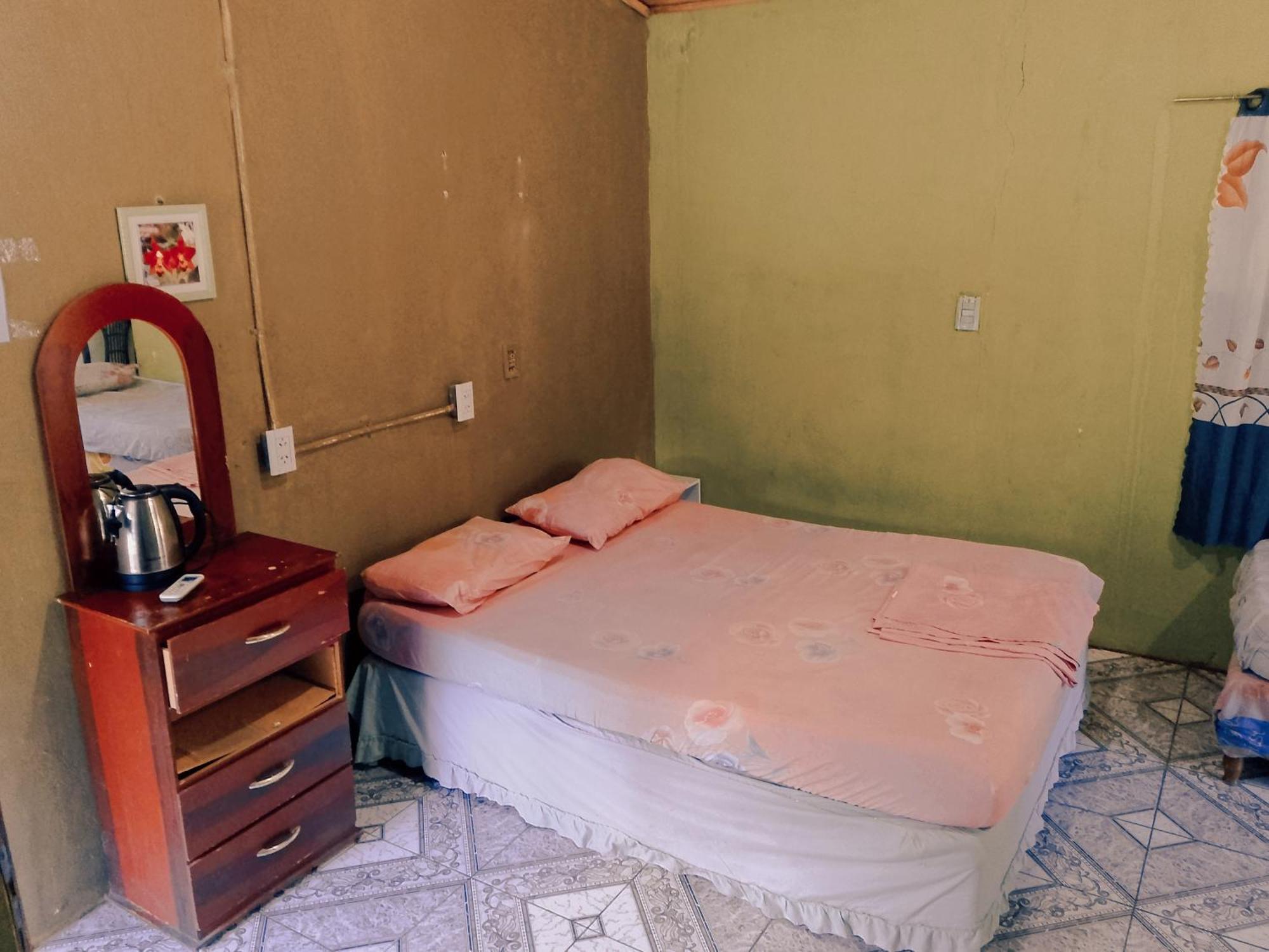 Hostel Loli Puerto Iguazú Chambre photo
